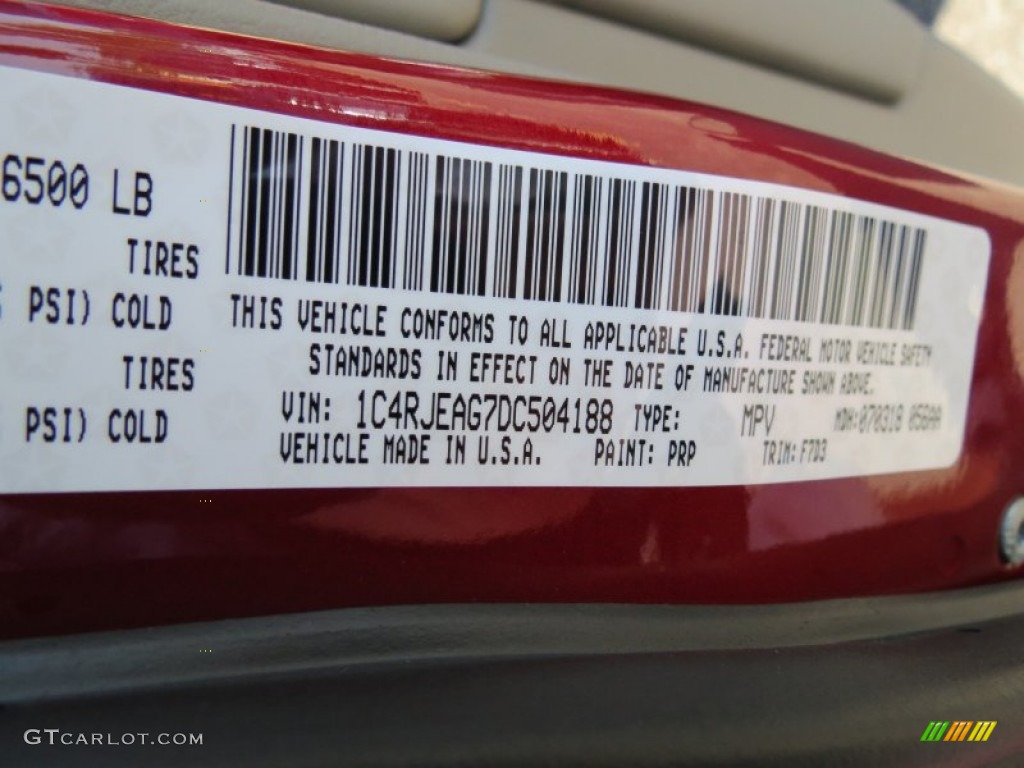2013 Grand Cherokee Laredo - Deep Cherry Red Crystal Pearl / Dark Graystone/Medium Graystone photo #13