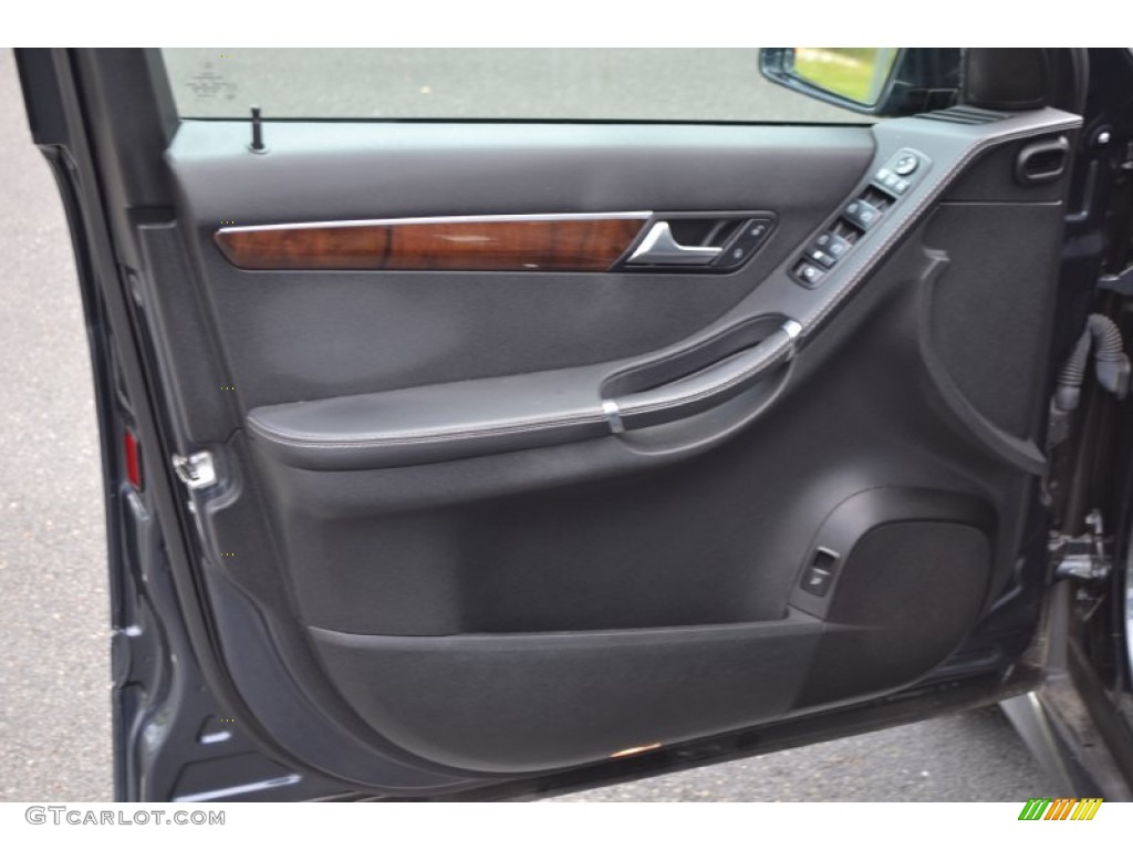 2011 Mercedes-Benz R 350 BlueTEC 4Matic Black Door Panel Photo #68374208