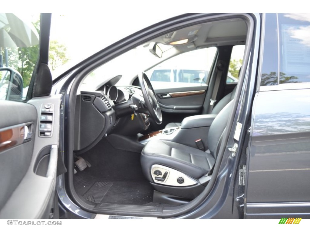 Black Interior 2011 Mercedes-Benz R 350 BlueTEC 4Matic Photo #68374218