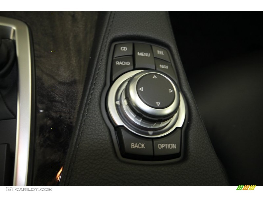 2013 BMW 6 Series 640i Gran Coupe Controls Photo #68375214