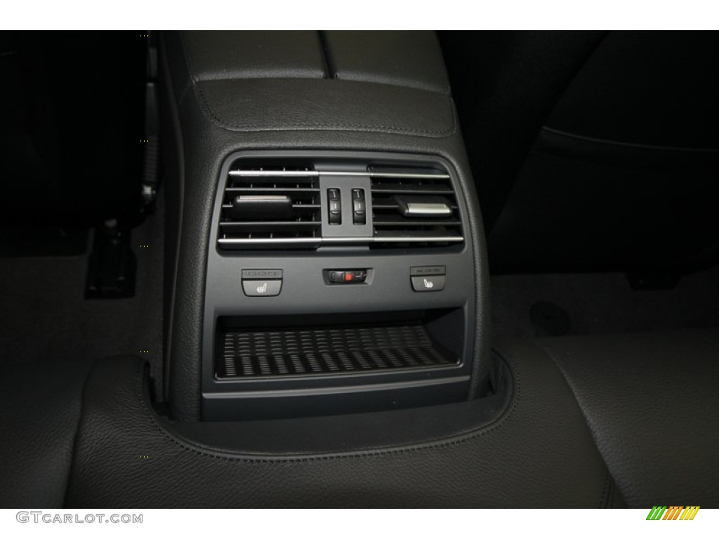 2013 BMW 6 Series 640i Gran Coupe Controls Photo #68375310