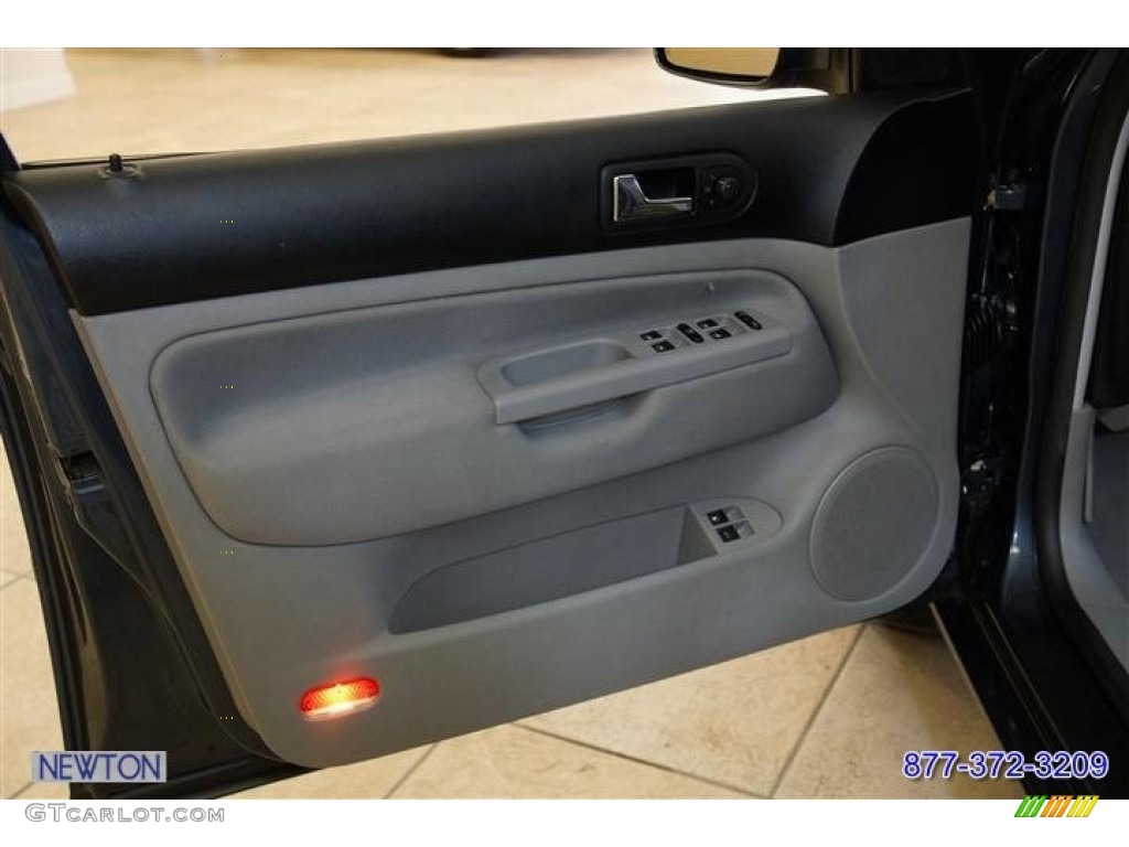 2005 Golf GL TDI 4 Door - Blue Anthracite Metallic / Gray photo #56
