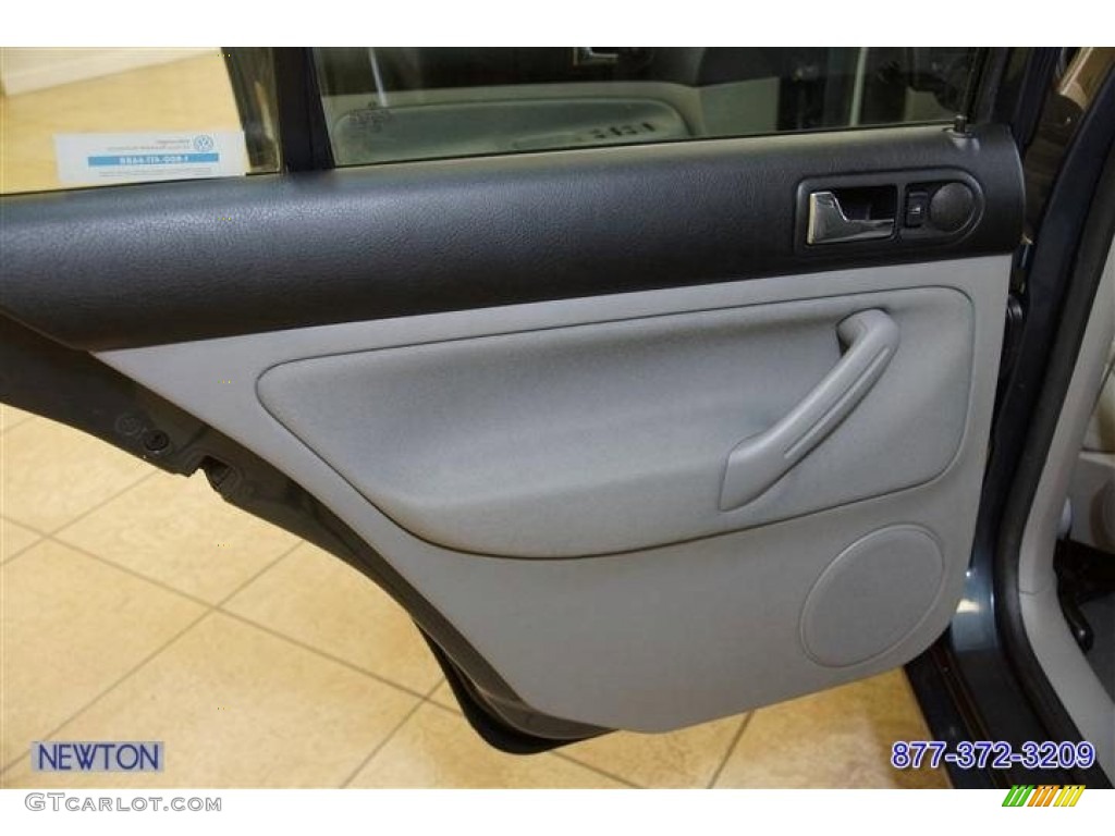 2005 Golf GL TDI 4 Door - Blue Anthracite Metallic / Gray photo #57