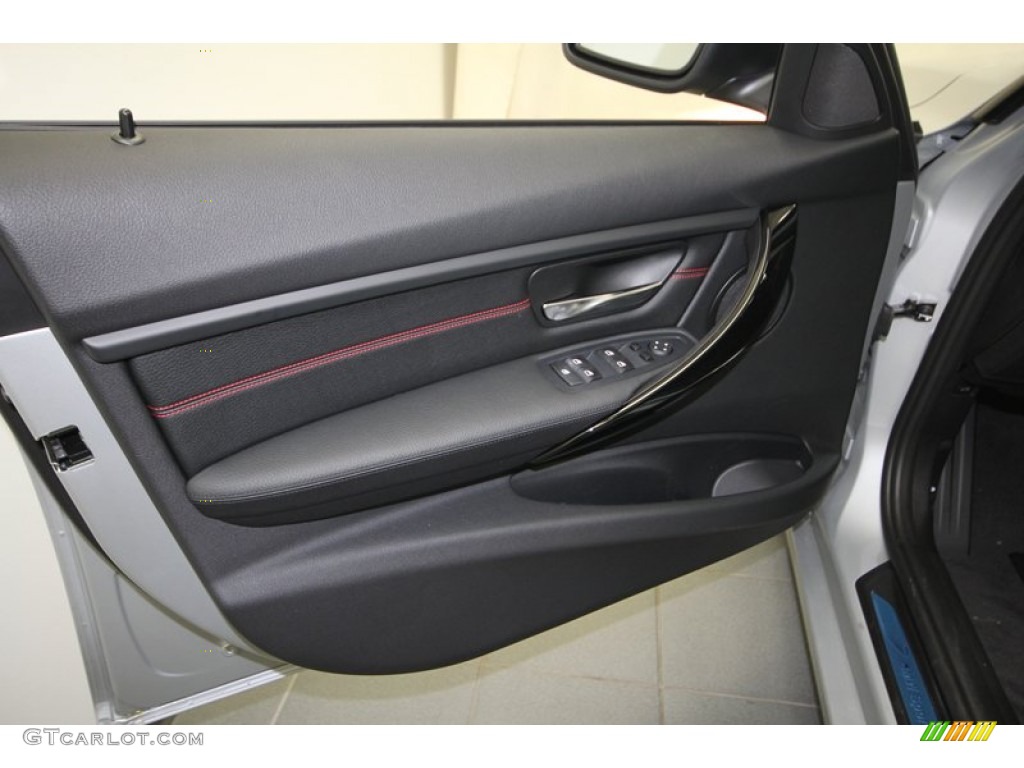 2012 BMW 3 Series 328i Sedan Black/Red Highlight Door Panel Photo #68376126