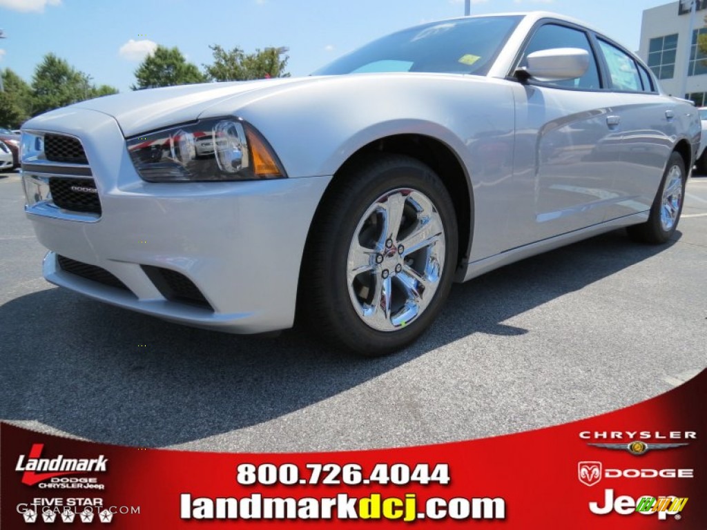 2012 Charger SE - Bright Silver Metallic / Black/Light Frost Beige photo #1