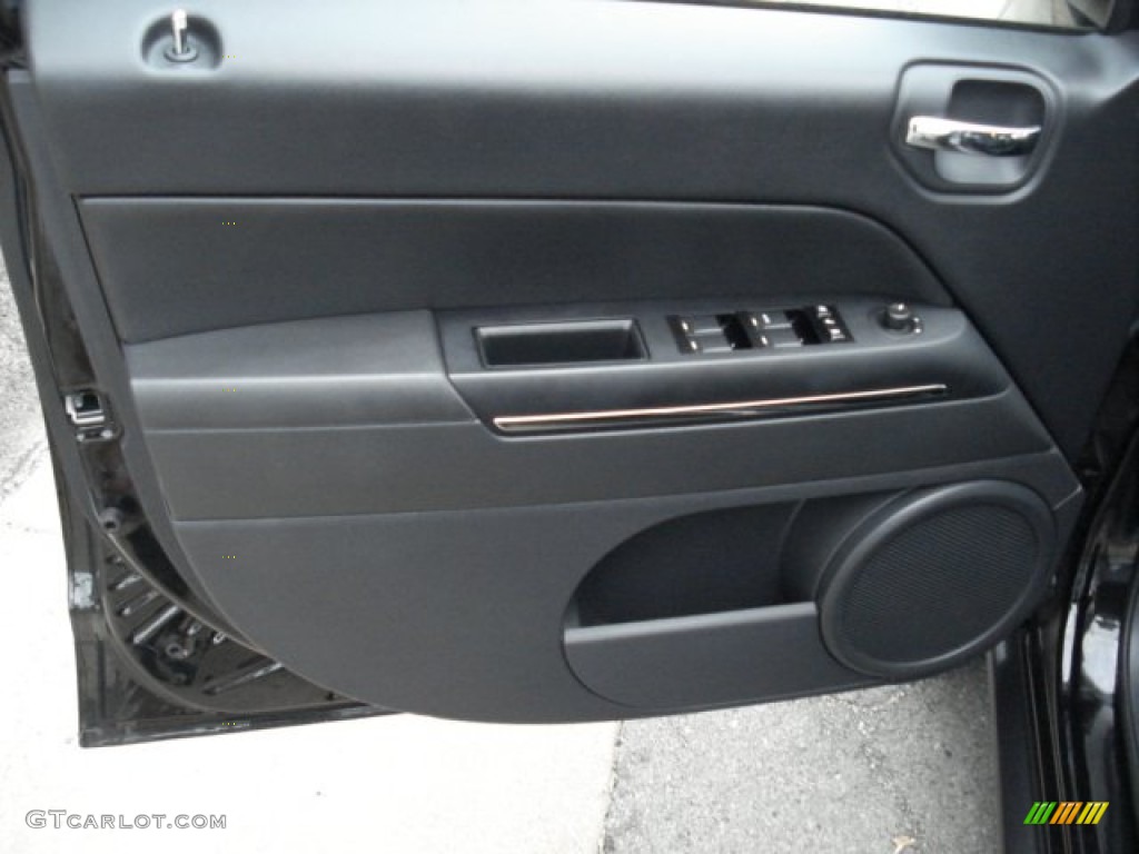 2012 Jeep Compass Limited 4x4 Dark Slate Gray Door Panel Photo #68379438