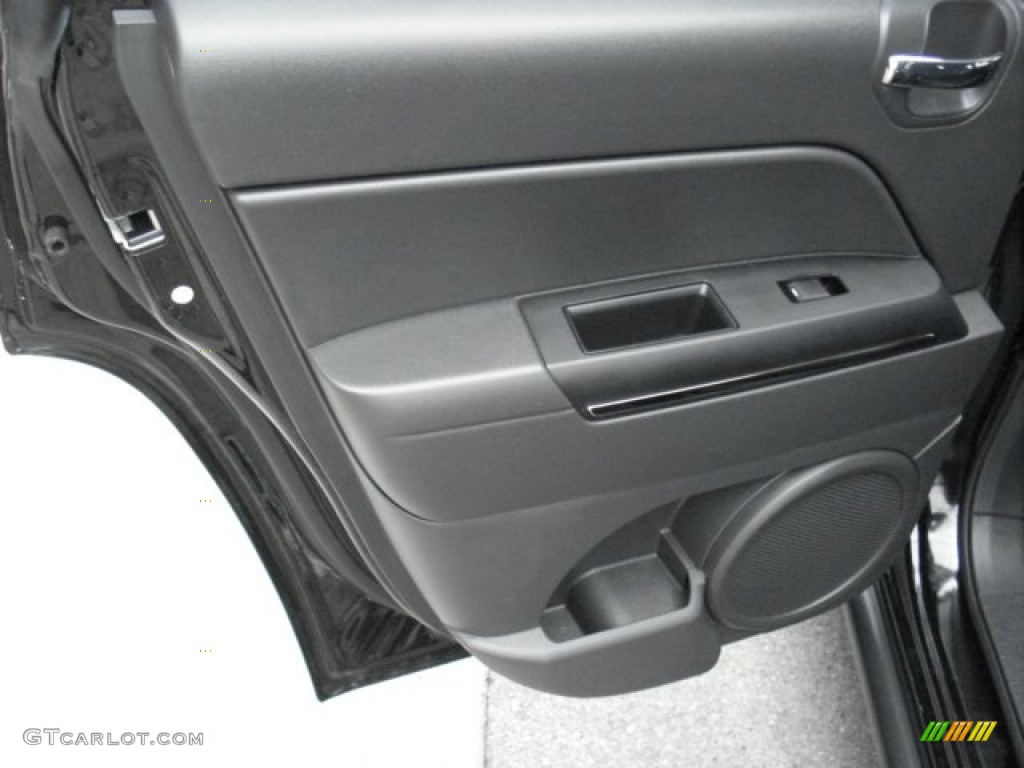 2012 Jeep Compass Limited 4x4 Dark Slate Gray Door Panel Photo #68379456
