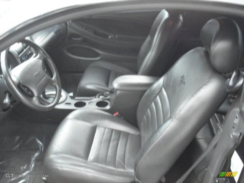 Dark Charcoal Interior 2004 Ford Mustang GT Coupe Photo #68380386