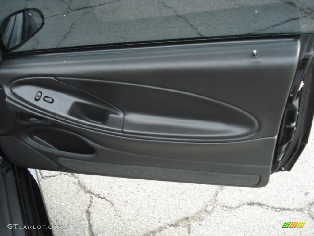 2004 Ford Mustang GT Coupe Dark Charcoal Door Panel Photo #68380443