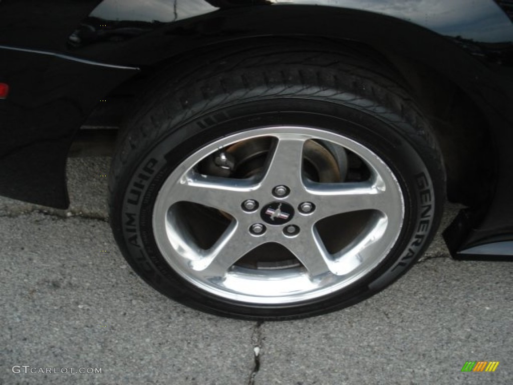2004 Ford Mustang GT Coupe Wheel Photo #68380485