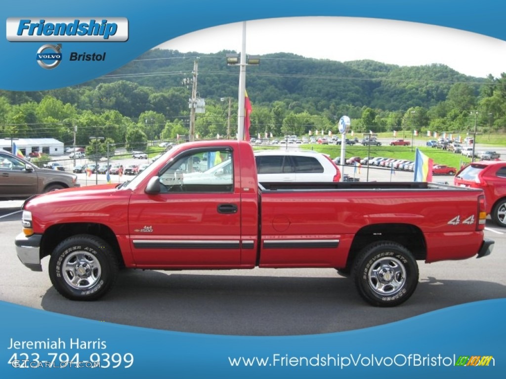 2001 Silverado 1500 LS Regular Cab 4x4 - Victory Red / Graphite photo #2