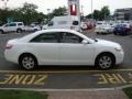 Super White - Camry LE Photo No. 7