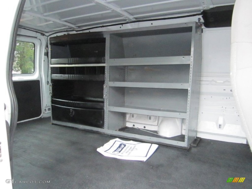 2009 E Series Van E350 Super Duty Cargo - Oxford White / Medium Flint photo #18