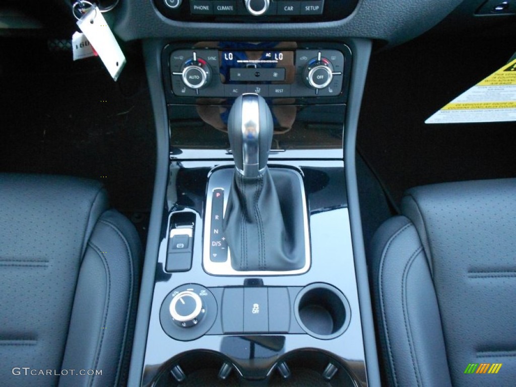 2013 Volkswagen Touareg VR6 FSI Sport 4XMotion 8 Speed Tiptronic Automatic Transmission Photo #68388102