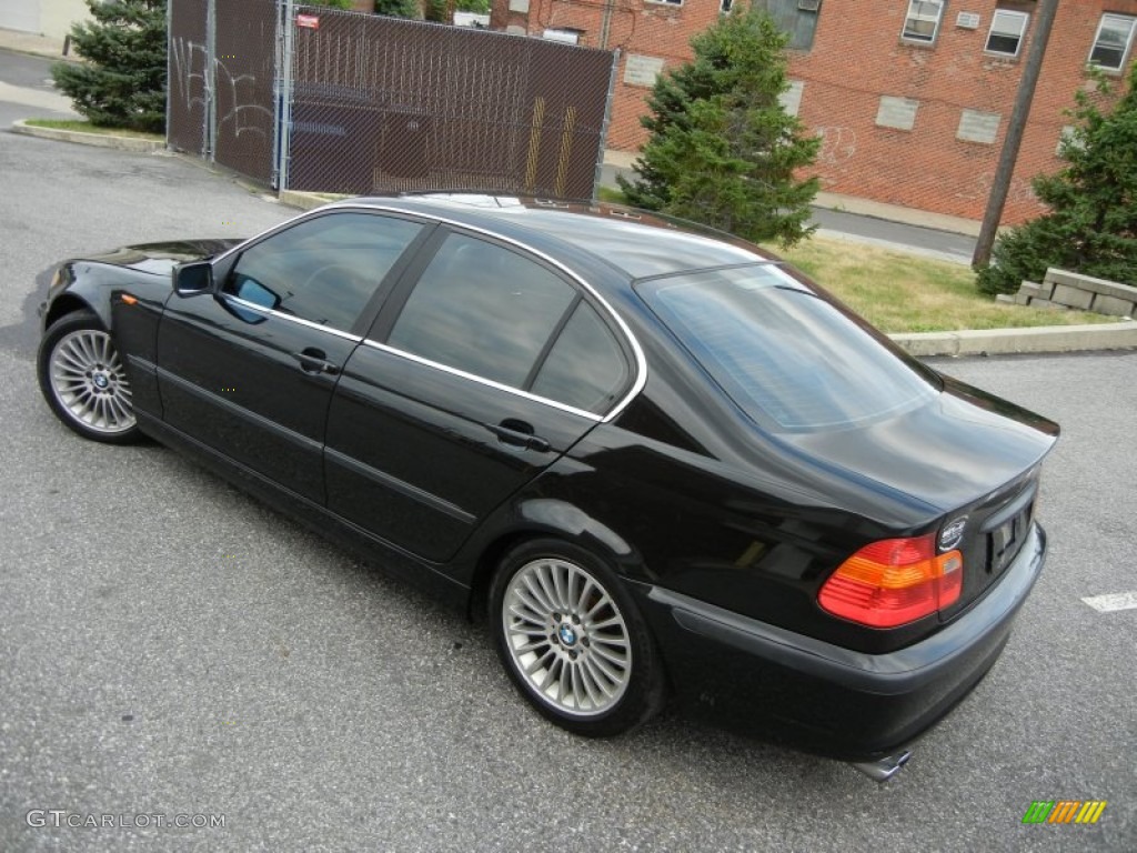 2003 3 Series 330xi Sedan - Black Sapphire Metallic / Black photo #15