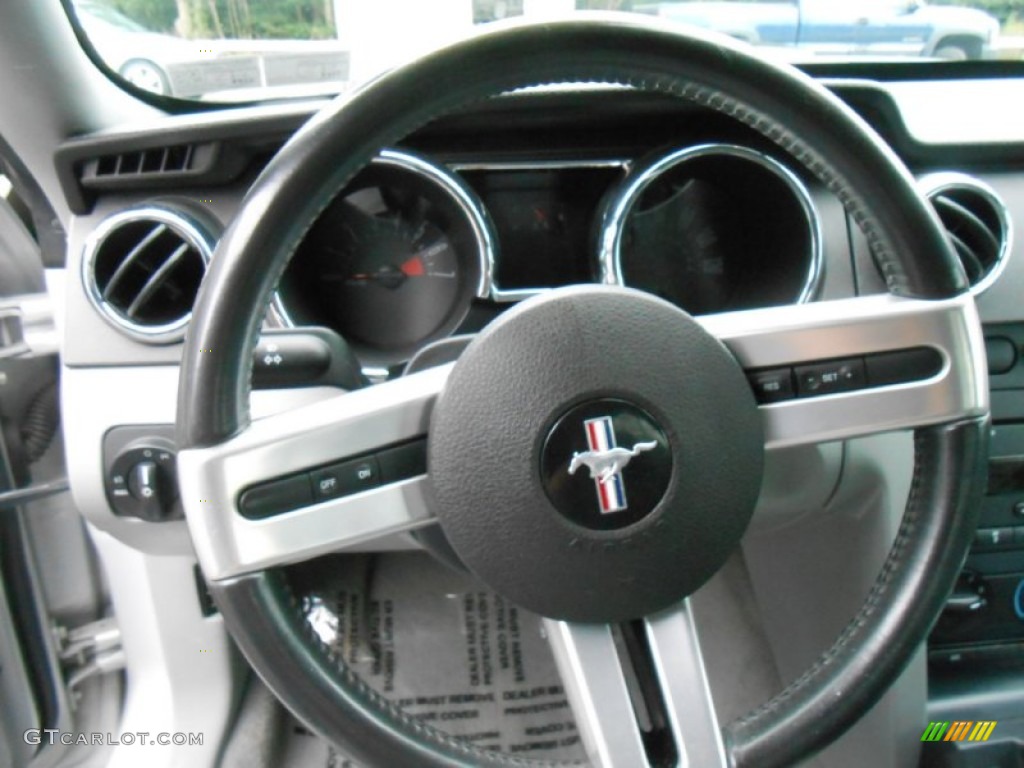 2007 Mustang V6 Deluxe Coupe - Satin Silver Metallic / Light Graphite photo #9