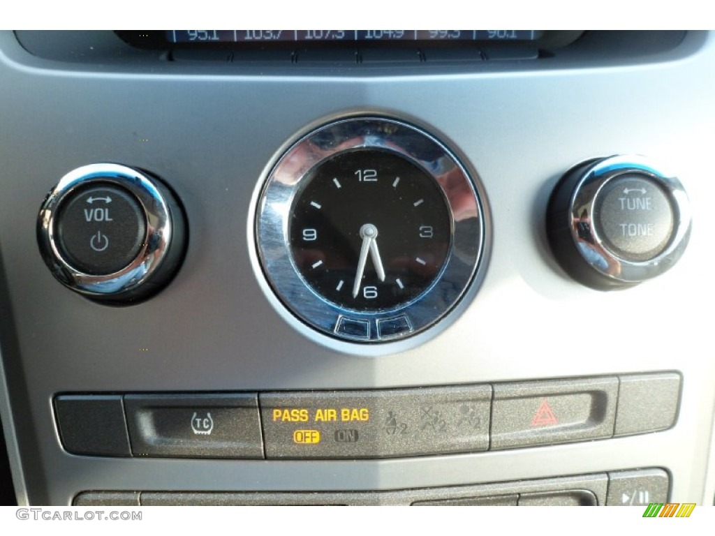 2009 Cadillac CTS 4 AWD Sedan Controls Photo #68396469
