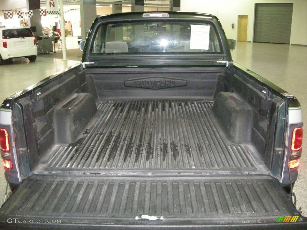 1996 Ram 1500 Laramie Regular Cab - Moss Green Pearl/Bright Silver / Gray photo #15