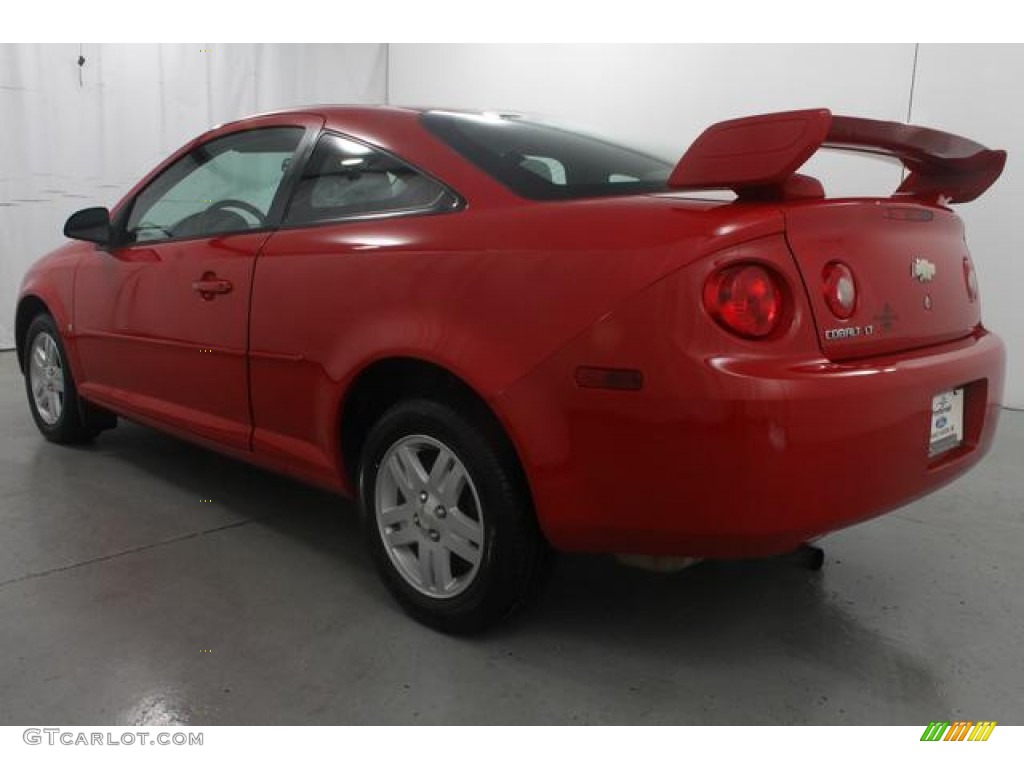 2006 Cobalt LT Coupe - Victory Red / Gray photo #7