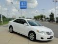 Super White - Camry  Photo No. 2