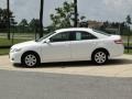 Super White - Camry  Photo No. 9