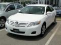 Super White - Camry  Photo No. 37