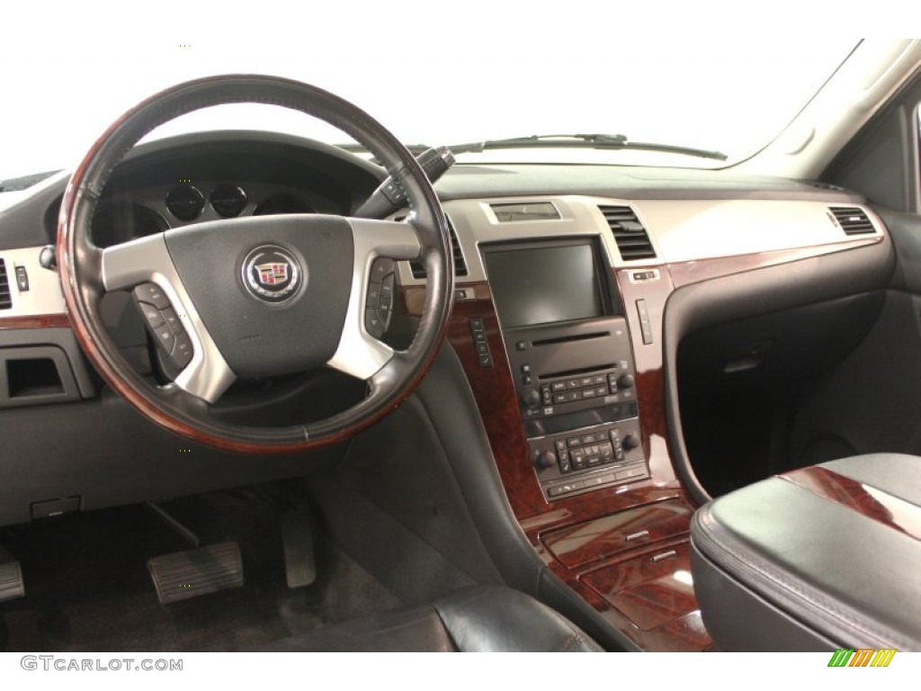 2008 Cadillac Escalade AWD Ebony Dashboard Photo #68400711