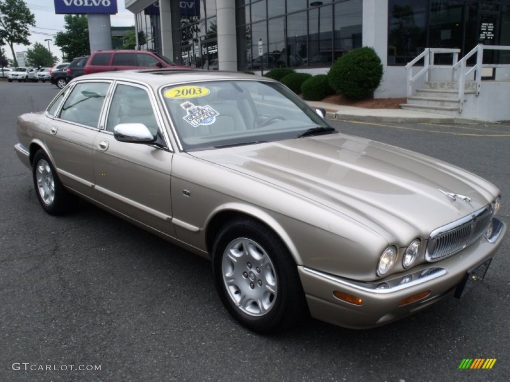 2003 XJ XJ8 - Topaz / Oatmeal photo #1