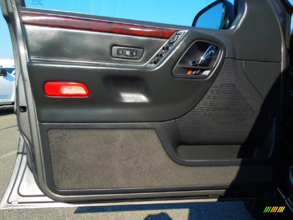 2003 Jeep Grand Cherokee Limited 4x4 Door Panel Photos