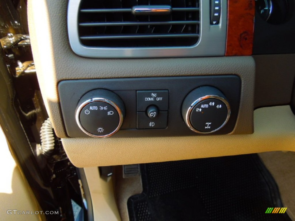 2013 Chevrolet Tahoe LTZ 4x4 Controls Photo #68403183