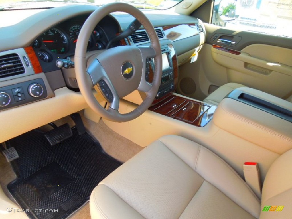 Light Cashmere/Dark Cashmere Interior 2013 Chevrolet Tahoe LTZ 4x4 Photo #68403333