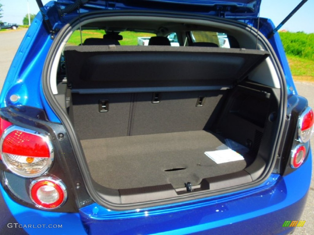 2012 Chevrolet Sonic LT Hatch Trunk Photo #68403981