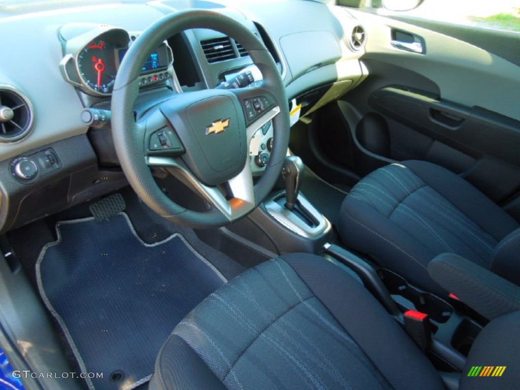Jet Black/Dark Titanium Interior 2012 Chevrolet Sonic LT Hatch Photo #68404002