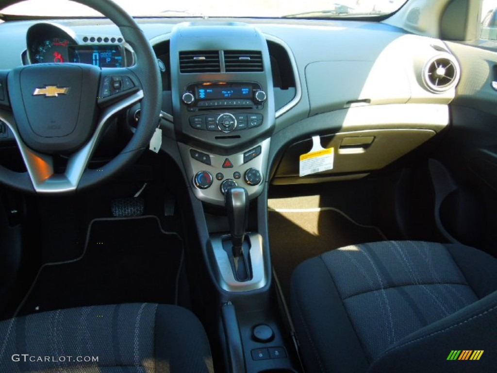 2012 Sonic LT Sedan - Blue Topaz Metallic / Jet Black/Dark Titanium photo #17