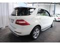 Arctic White - ML 350 4Matic Photo No. 6