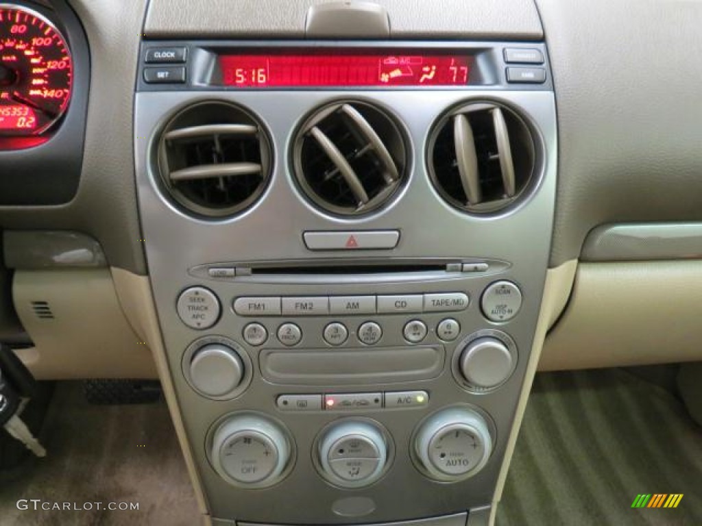 2004 Mazda MAZDA6 s Sport Wagon Controls Photo #68407955