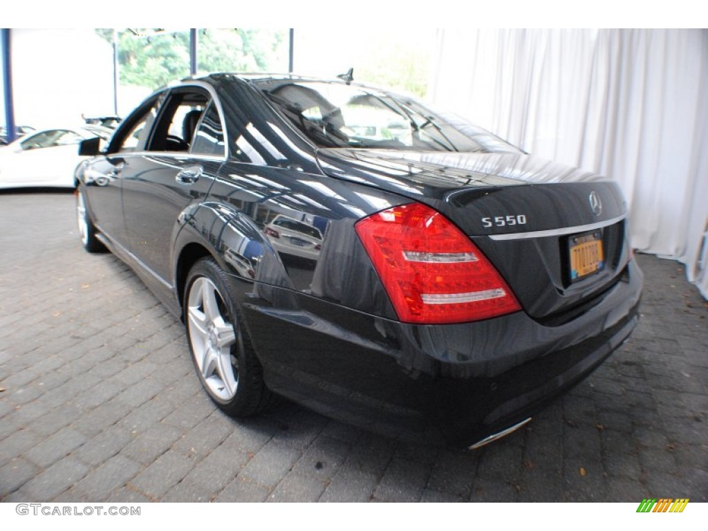 2011 S 550 4Matic Sedan - Magnetite Black Metallic / Black photo #4