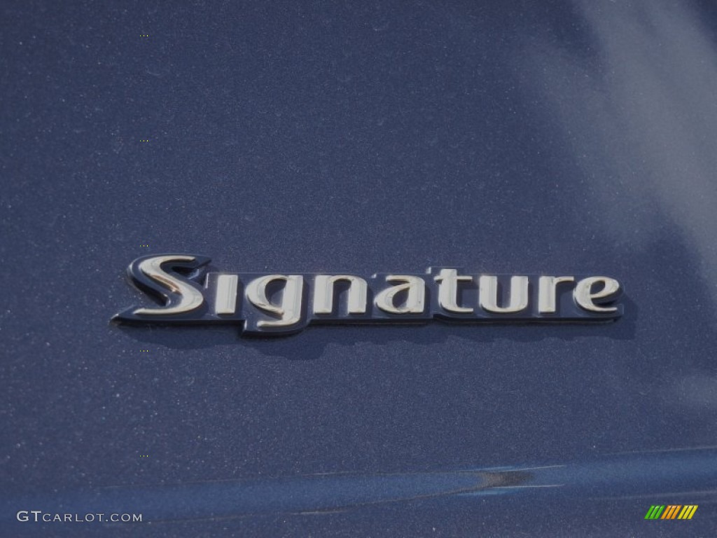 2005 Town Car Sedan - Charcoal Beige Metallic / Medium Light Stone/Dark Stone photo #10