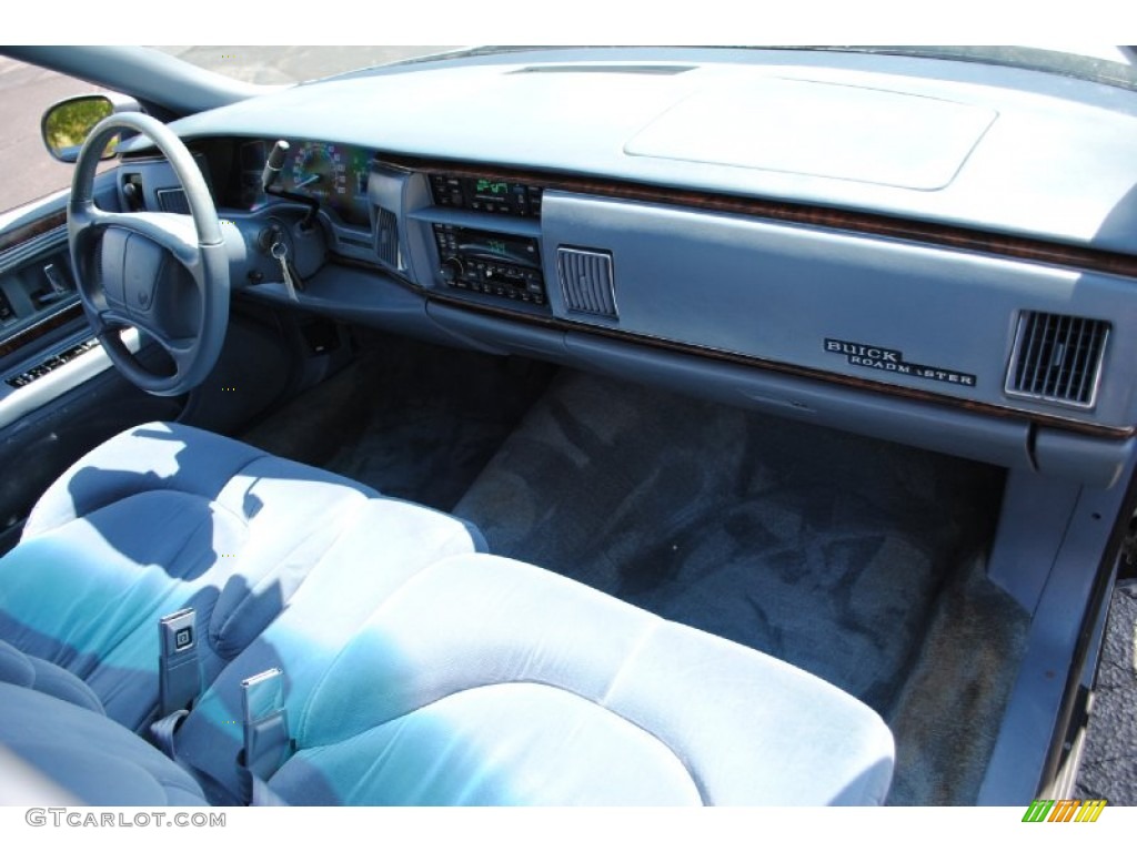 1996 Buick Roadmaster Limited Sedan Dashboard Photos
