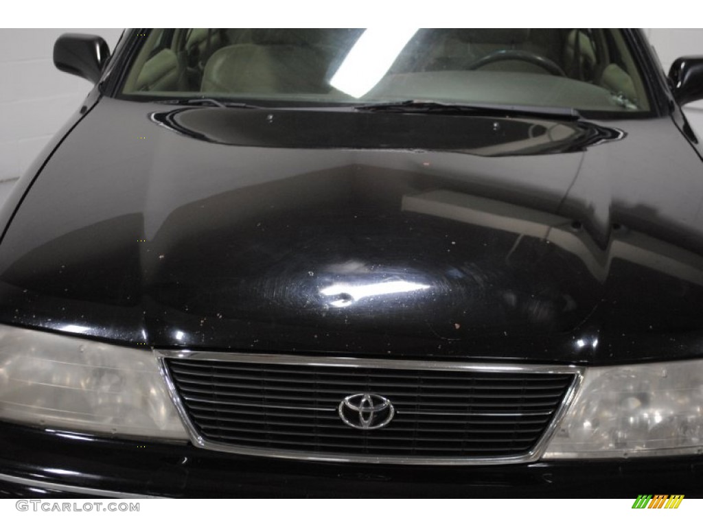 1998 Avalon XLS - Black / Gray photo #3