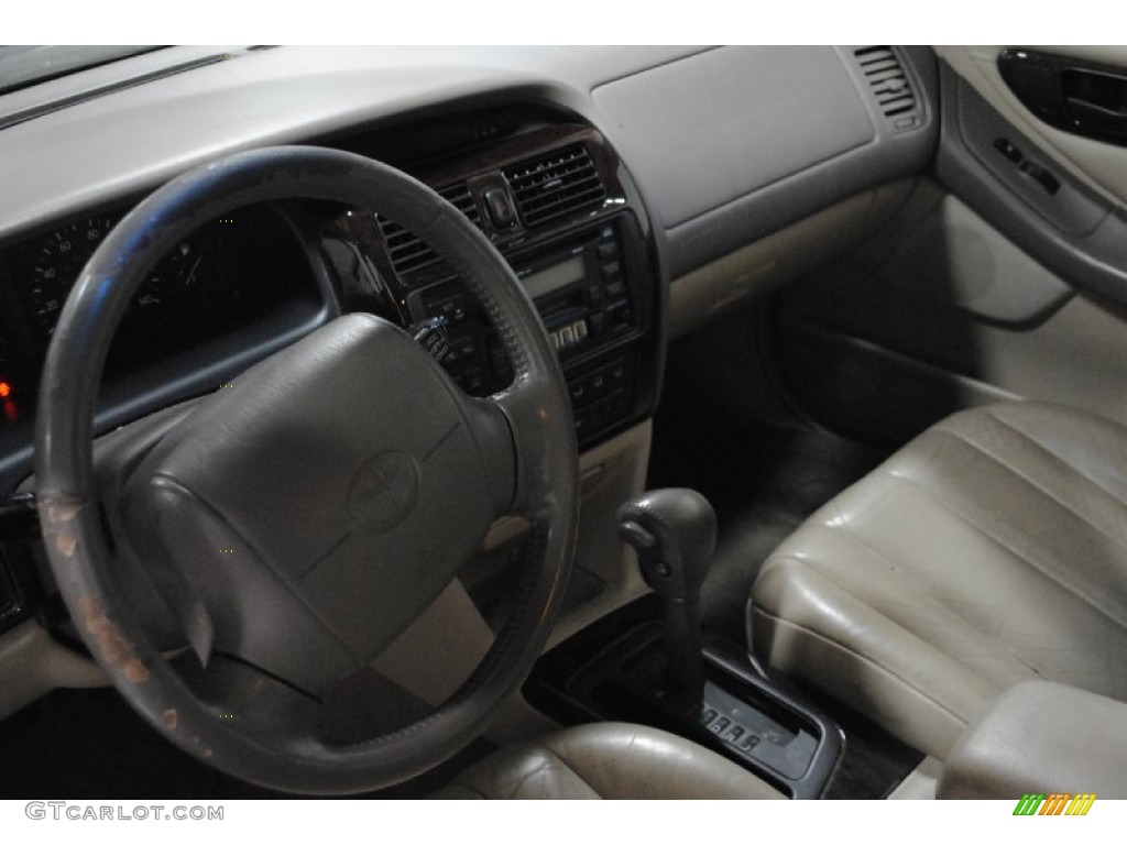 1998 Avalon XLS - Black / Gray photo #23