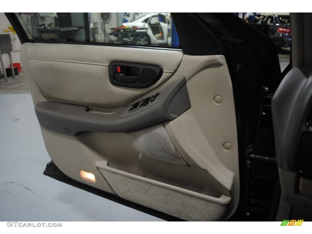 1998 Avalon XLS - Black / Gray photo #26