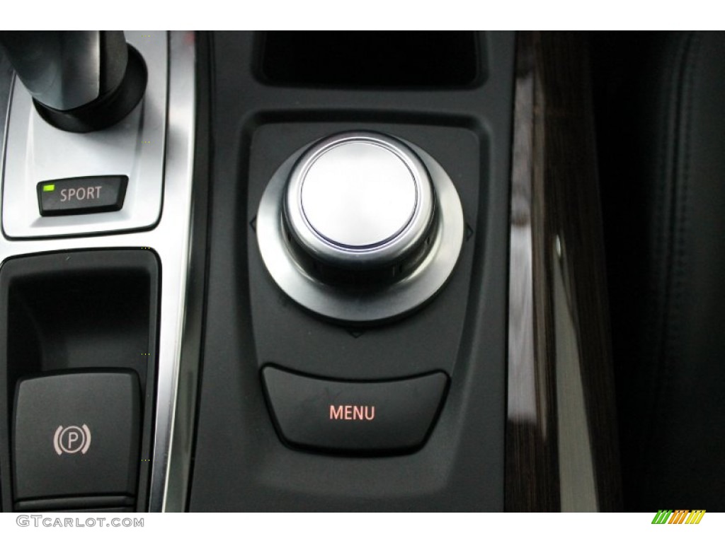 2009 BMW X6 xDrive50i Controls Photo #68412428