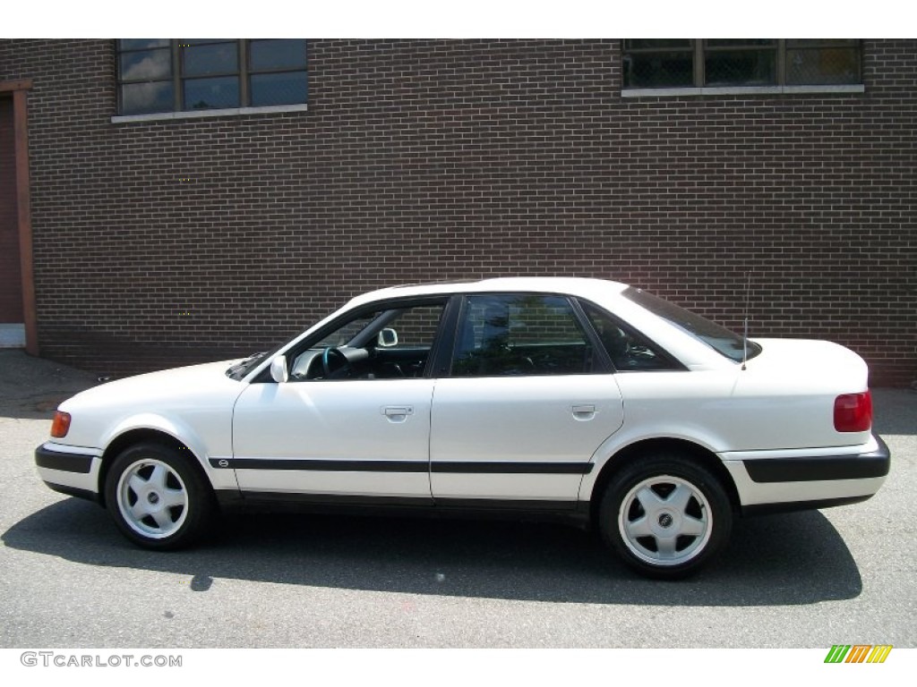 Pearl White 1994 Audi S4 quattro Sedan Exterior Photo #68413793