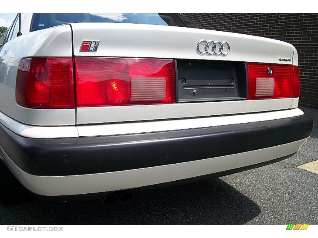 Pearl White 1994 Audi S4 quattro Sedan Exterior Photo #68413880