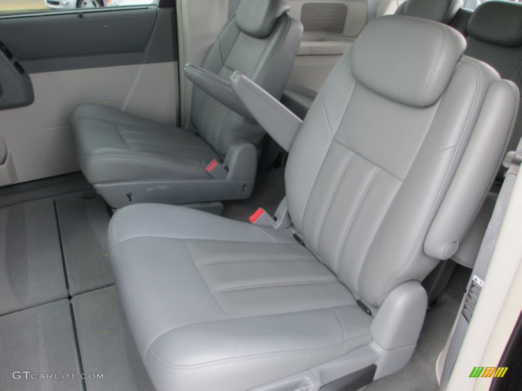 2008 Town & Country Touring Signature Series - Modern Blue Pearlcoat / Medium Slate Gray/Light Shale photo #25