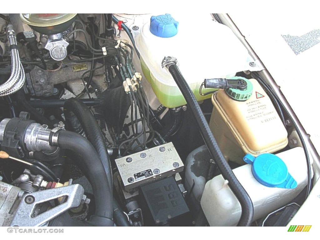 1994 Audi S4 quattro Sedan Engine Photos