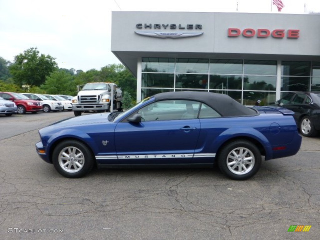 2009 Mustang V6 Convertible - Vista Blue Metallic / Light Graphite photo #2