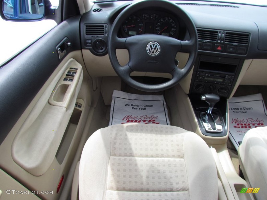 2002 Jetta GLS Wagon - Indigo Blue / Beige photo #19