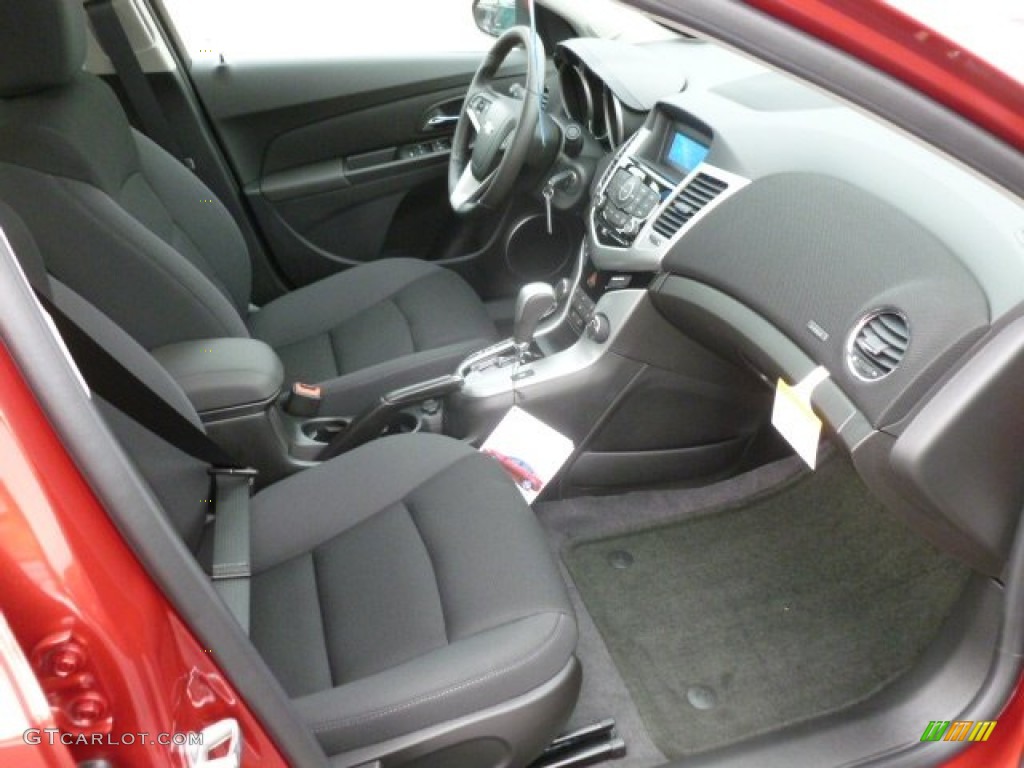 2012 Cruze LT - Crystal Red Metallic / Jet Black photo #10